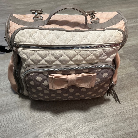 Betsey Johnson Travel Diaper bag. - Picture 3 of 7